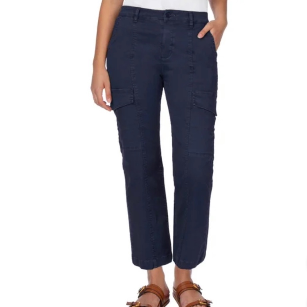 Well Worn Women's Cargo Pants Navy Twill Stretch Pockets 10/30 27 inseam NEW